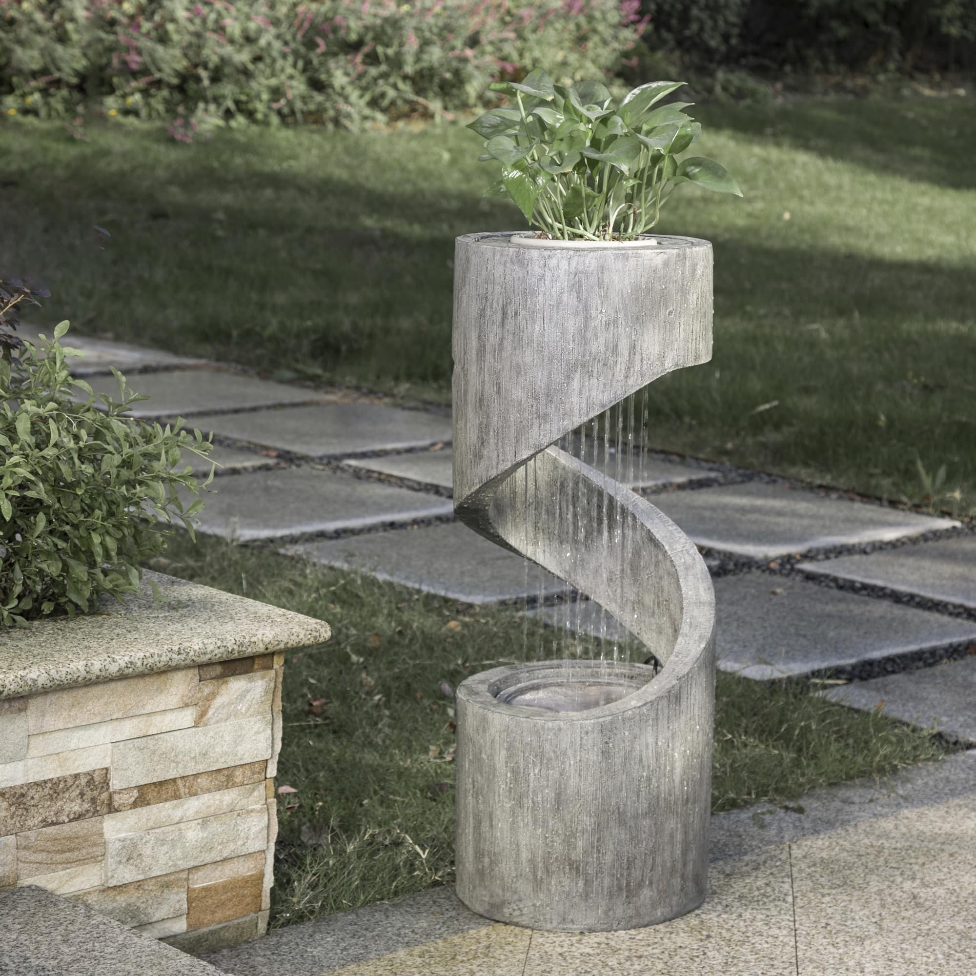 Glitzhome® 31" Polyresin Curving Shaped Outdoor Fountain with LED Light